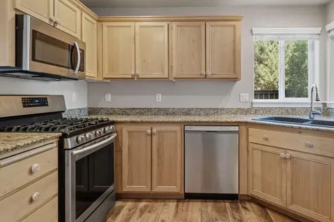 20720 Patriot Lane Bend OR 97701