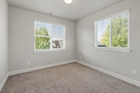20720 Patriot Lane Bend OR 97701