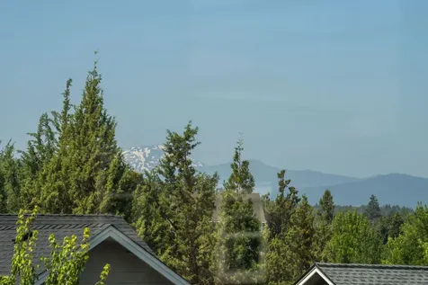 20720 Patriot Lane Bend OR 97701