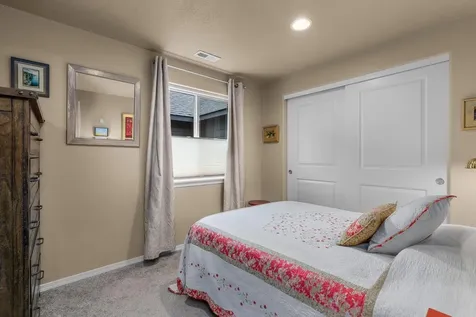1831 W Hill Avenue Sisters OR 97759