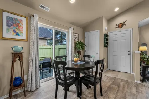 1831 W Hill Avenue Sisters OR 97759