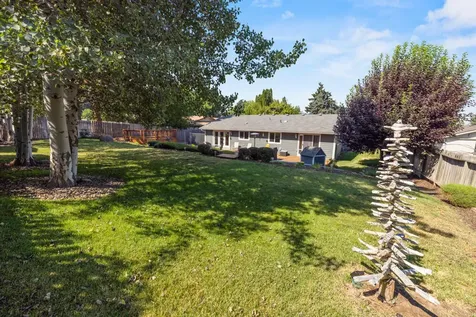 2525 Yonna Street Klamath Falls OR 97601