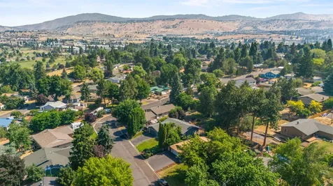 2525 Yonna Street Klamath Falls OR 97601