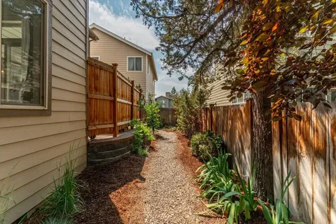 62459 Eagle Road Bend OR 97701