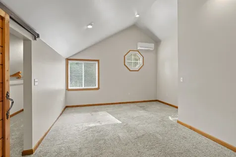 295 Peaceful Valley Lane Grants Pass OR 97527