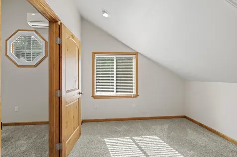 295 Peaceful Valley Lane Grants Pass OR 97527