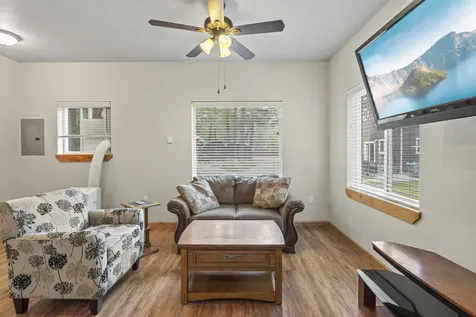 295 Peaceful Valley Lane Grants Pass OR 97527