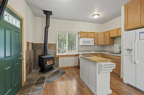 295 Peaceful Valley Lane Grants Pass OR 97527