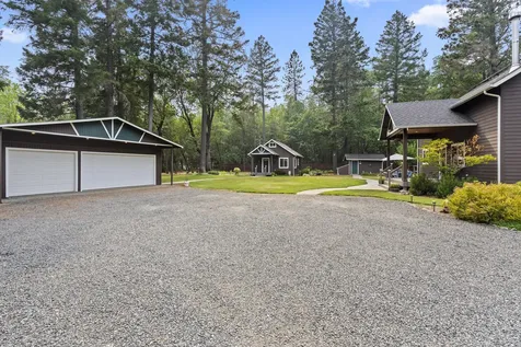 295 Peaceful Valley Lane Grants Pass OR 97527
