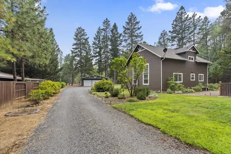 295 Peaceful Valley Lane Grants Pass OR 97527