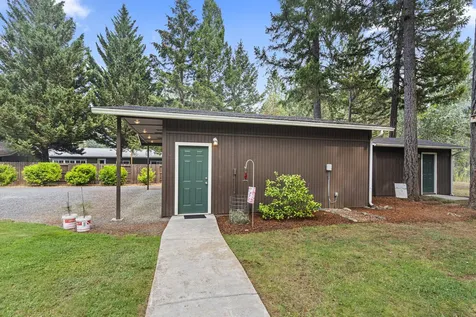 295 Peaceful Valley Lane Grants Pass OR 97527