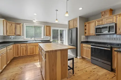 295 Peaceful Valley Lane Grants Pass OR 97527
