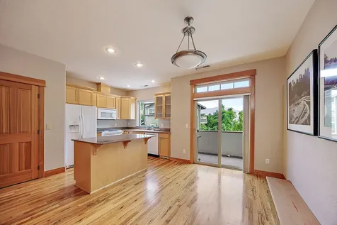 2261 Siskiyou Boulevard Ashland OR 97520