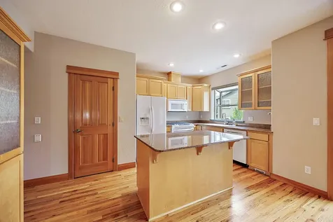 2261 Siskiyou Boulevard Ashland OR 97520