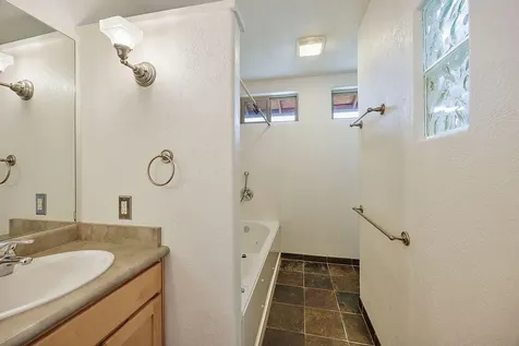 2261 Siskiyou Boulevard Ashland OR 97520