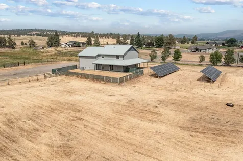 2763 NE Sunrise Trail Prineville OR 97754