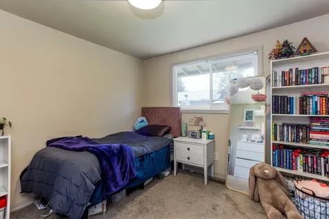 2506 SW Wickiup Avenue Redmond OR 97756