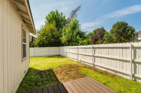 2529 NE Moonlight Drive Bend OR 97701