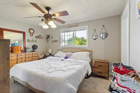 20 Hickory Lane Central Point OR 97502