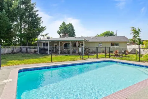 20 Hickory Lane Central Point OR 97502