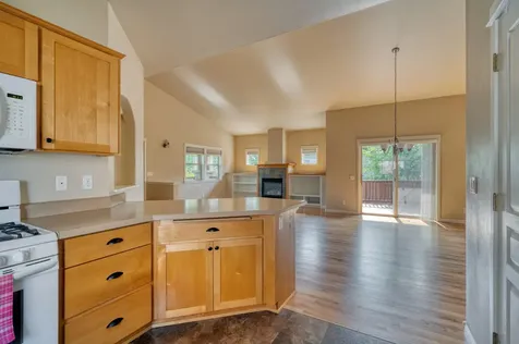 1763 NW Jackpine Avenue Redmond OR 97756