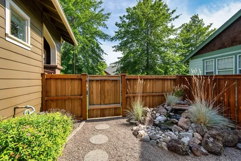 1763 NW Jackpine Avenue Redmond OR 97756