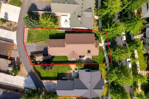 1763 NW Jackpine Avenue Redmond OR 97756