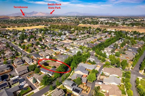 1763 NW Jackpine Avenue Redmond OR 97756