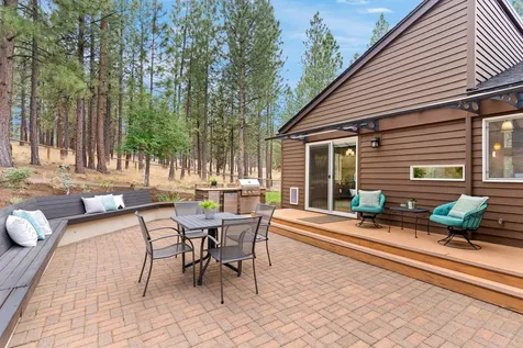 60274 Woodside Road Bend OR 97702