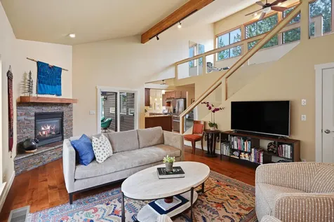 60274 Woodside Road Bend OR 97702