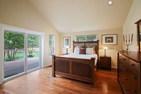 60274 Woodside Road Bend OR 97702