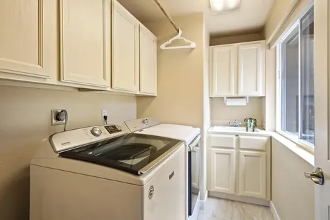 60274 Woodside Road Bend OR 97702