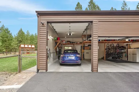 60274 Woodside Road Bend OR 97702