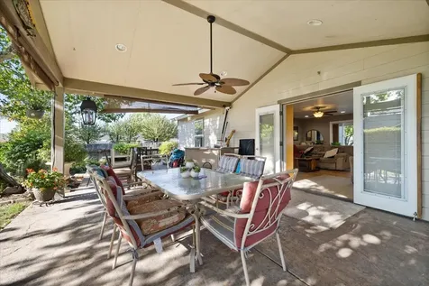 1615 Crater Lake Avenue Medford OR 97504