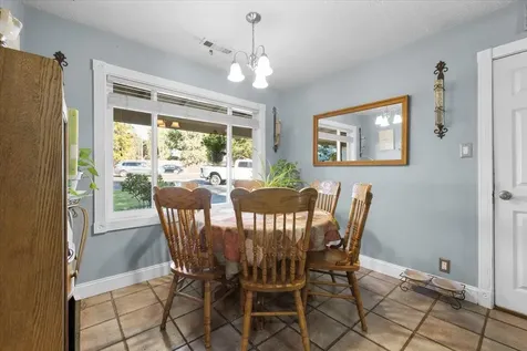 1615 Crater Lake Avenue Medford OR 97504
