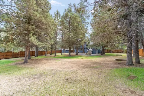 60757 Woodside Road Bend OR 97702