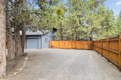 60757 Woodside Road Bend OR 97702