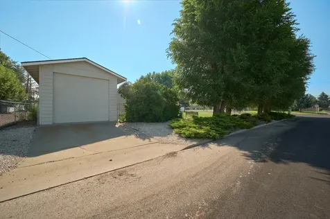 707 SE 5th Street Prineville OR 97754