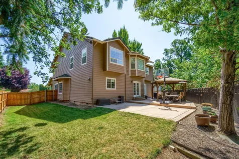 110 Rosewood Lane Central Point OR 97502