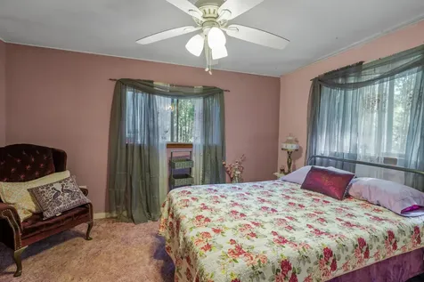 2681 Russell Road Merlin OR 97532