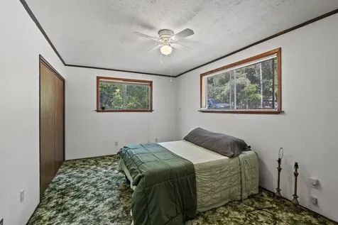 2681 Russell Road Merlin OR 97532