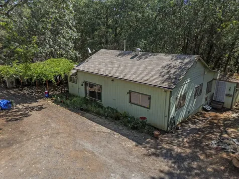 2681 Russell Road Merlin OR 97532