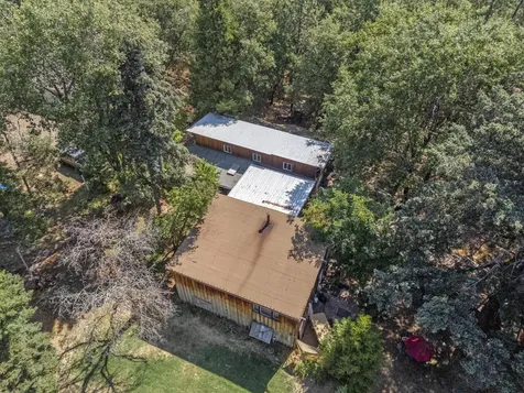 2681 Russell Road Merlin OR 97532