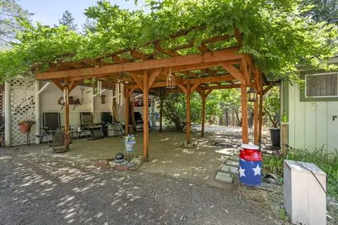 2681 Russell Road Merlin OR 97532