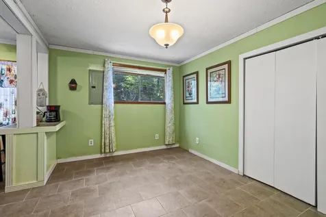2681 Russell Road Merlin OR 97532