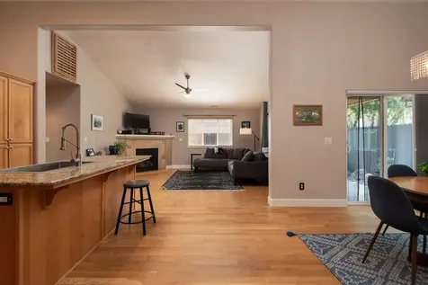 63834 Hunters Circle Bend OR 97701