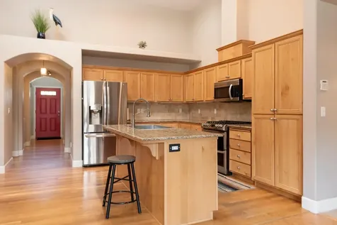 63834 Hunters Circle Bend OR 97701