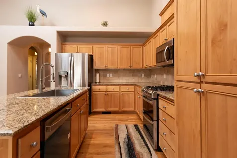 63834 Hunters Circle Bend OR 97701