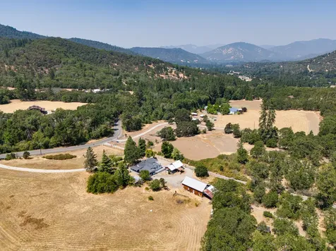 4876 Kane Creek Road Central Point OR 97502