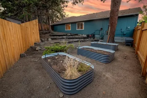 2956 NE Lotno Drive Bend OR 97701